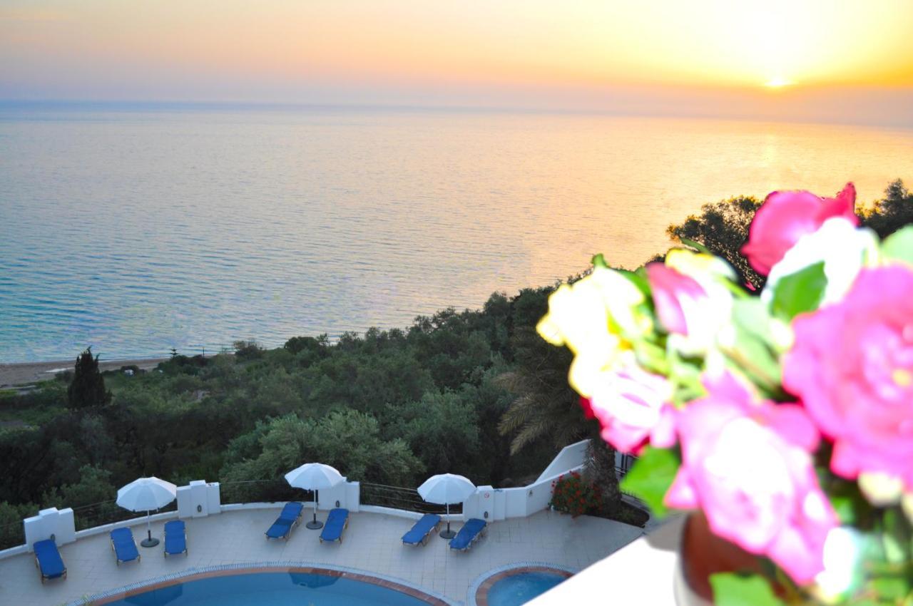 Beautiful Holiday Apartments Maria With Amazing Pool - Agios Gordios Beach Εξωτερικό φωτογραφία